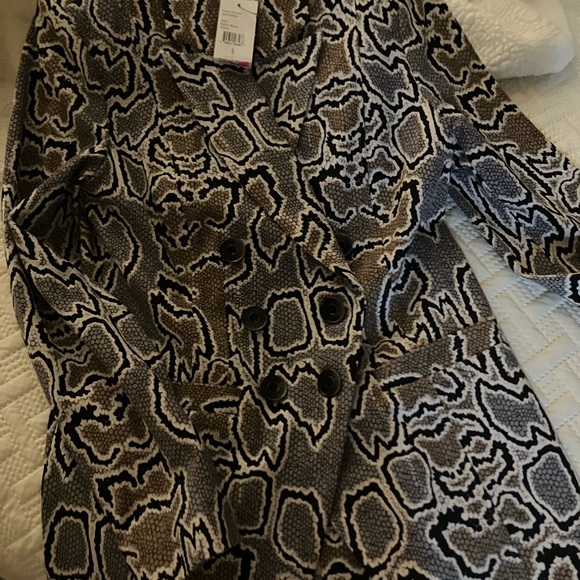 Cabi Python Blazer - Picture 7 of 11